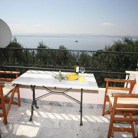 Aphrodite Apartments Nisaki  ภายนอก รูปภาพ
